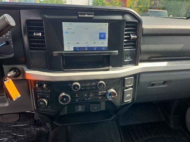 Certified 2025 Ford F250 XLT AWD/4WD image 24