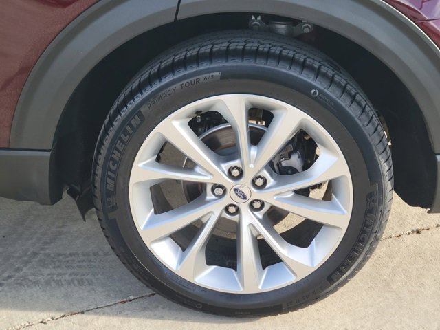 Certified 2022 Ford Explorer Platinum w/ Equipment Group 601A image 16