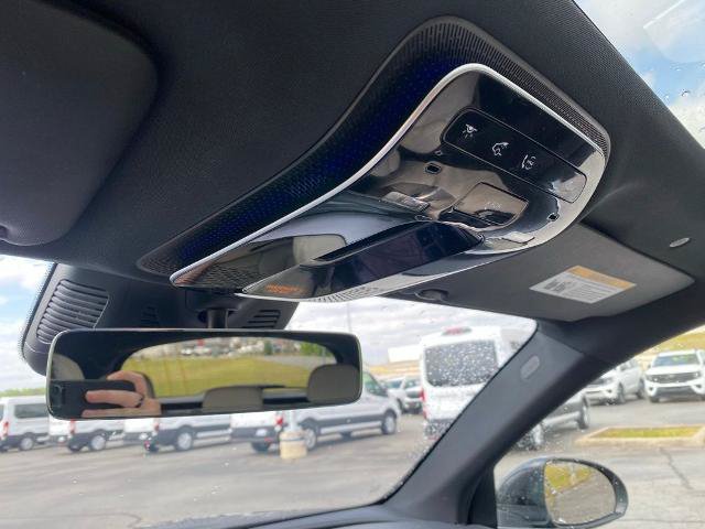 Used 2024 Mercedes-Benz GLC 300 image 24