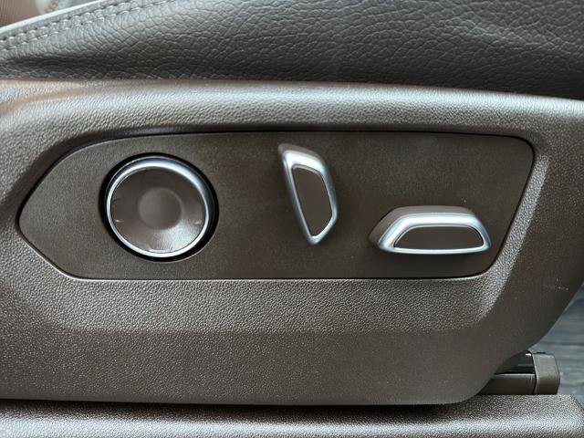 Used 2024 GMC Sierra 2500 Denali w/ Denali Reserve Package image 14