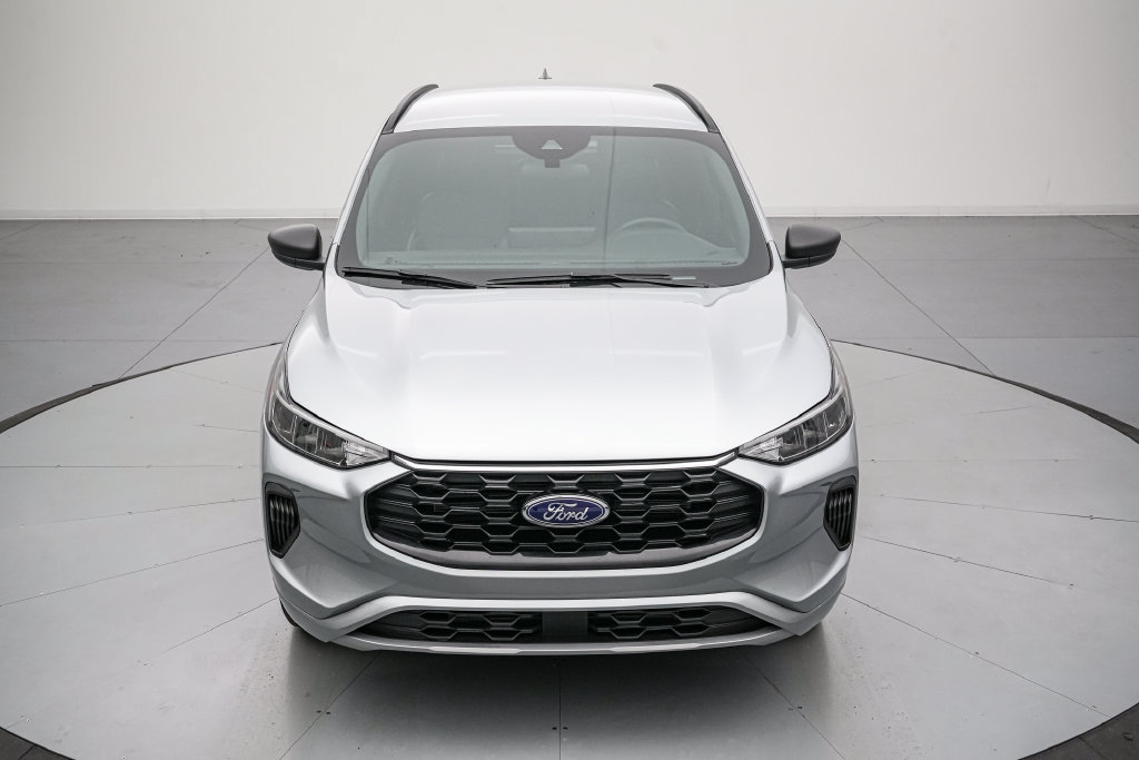 Certified 2024 Ford Escape ST-Line w/ Tech Pack #1 AWD/4WD image 9