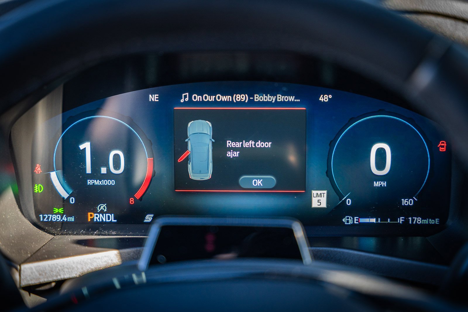 Certified 2025 Ford Explorer Platinum w/ Ultimate Package image 29