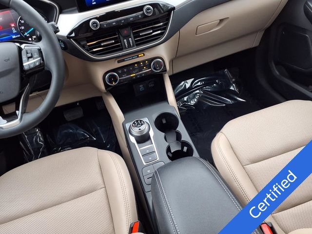Certified 2022 Ford Escape SEL AWD/4WD image 10