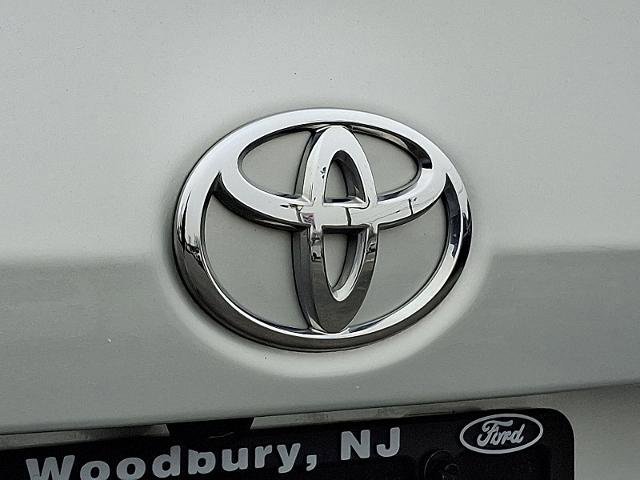 Used 2019 Toyota Corolla LE image 29