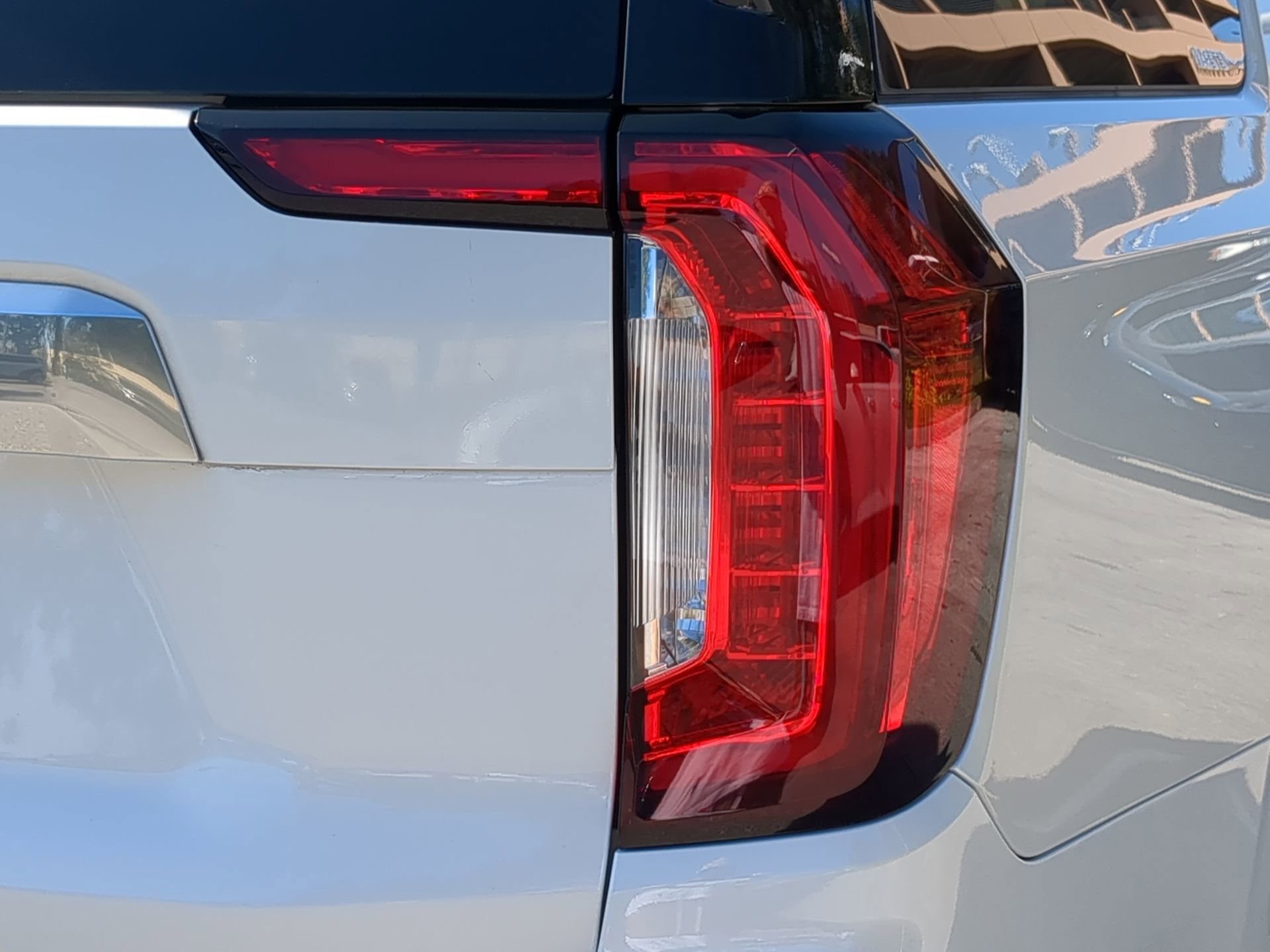 Used 2024 GMC Yukon XL Denali image 37