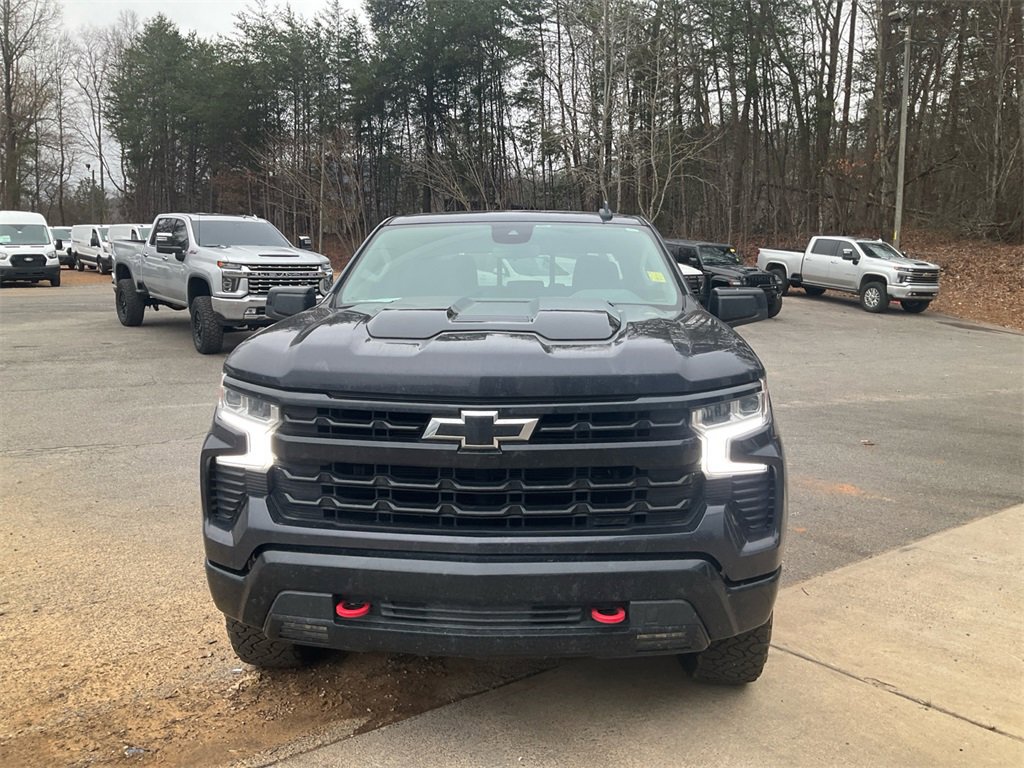 Used 2024 Chevrolet Silverado 1500 LT Trail Boss w/ Convenience Package II image 8
