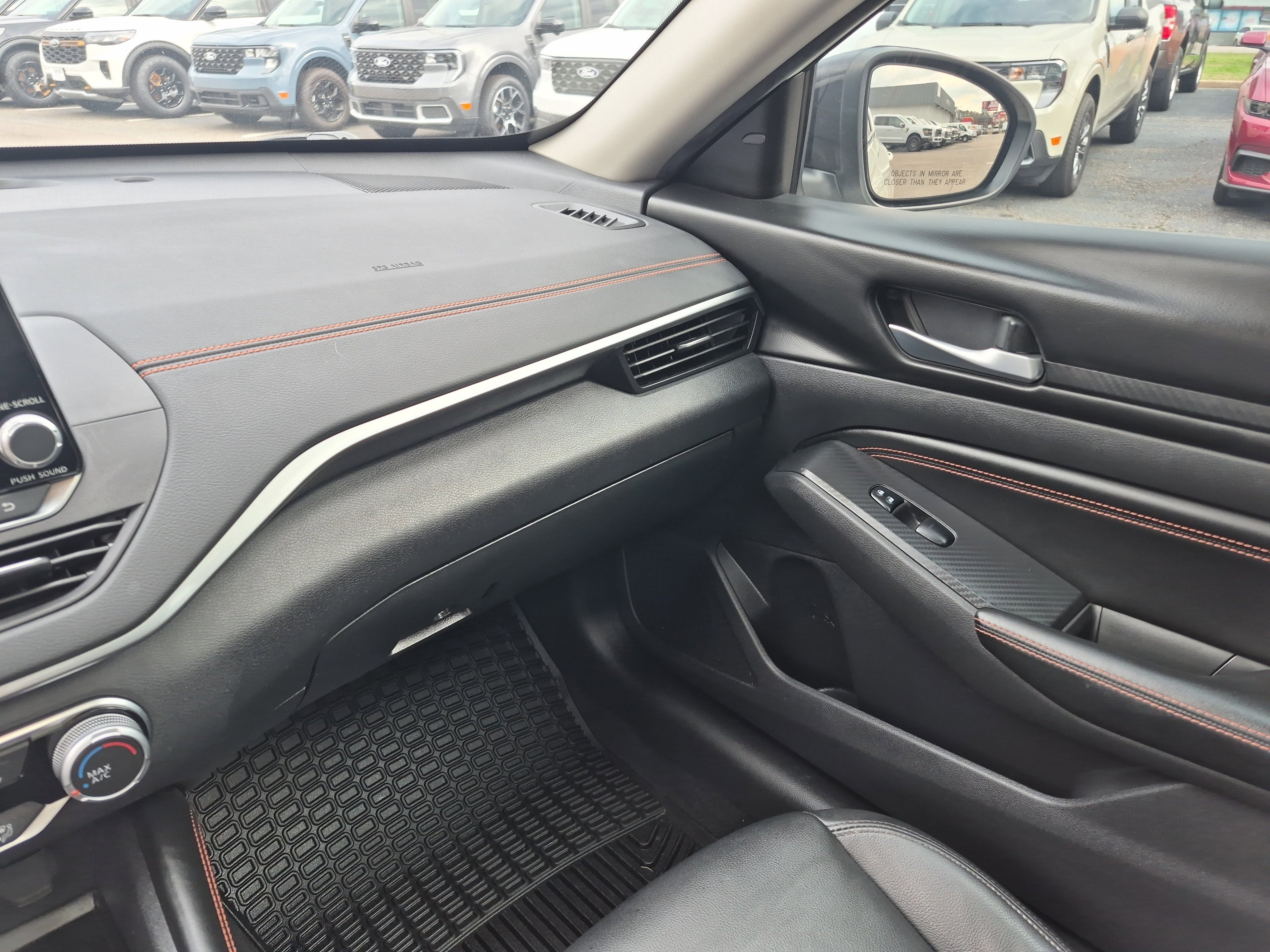 Used 2021 Nissan Altima 2.5 SR w/ SR Premium Package image 20