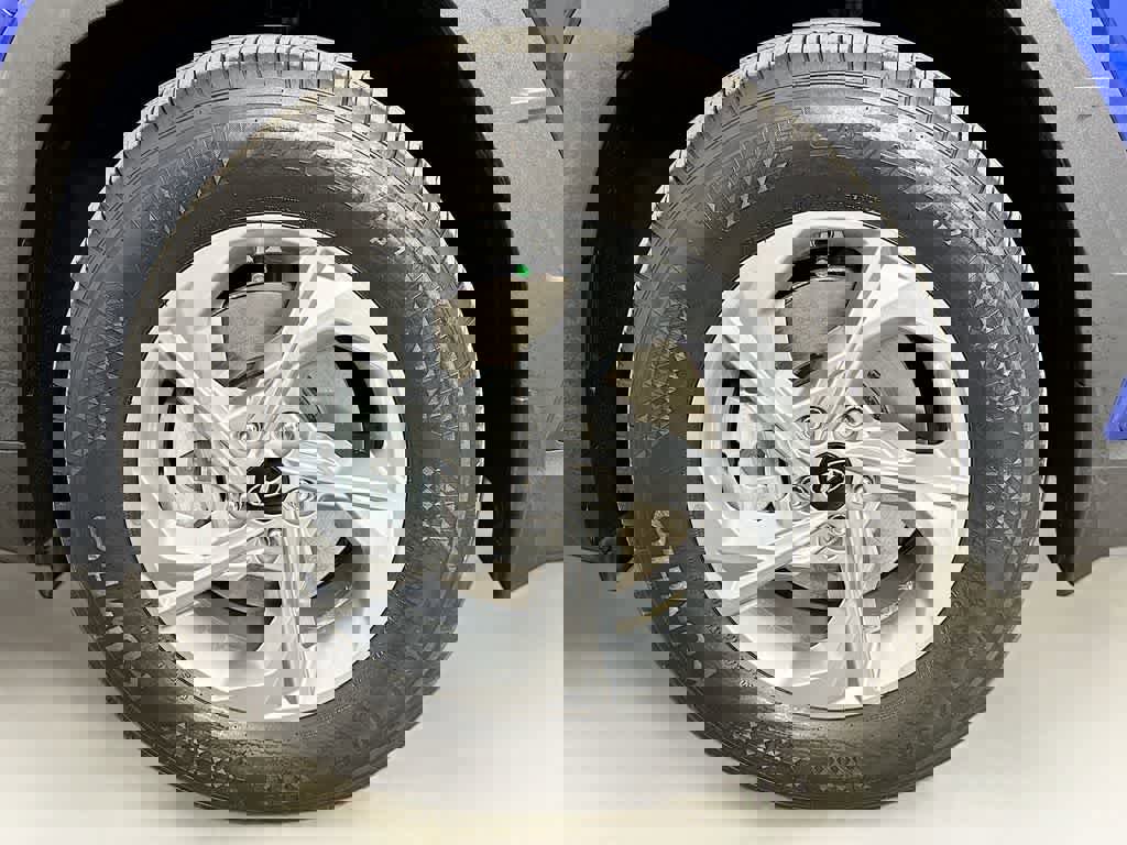 Used 2023 Hyundai Tucson SE image 11