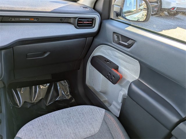 Certified 2022 Ford Maverick XLT image 17