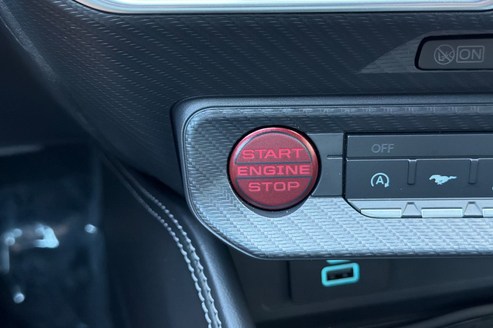Certified 2025 Ford Mustang GT Premium RWD image 26