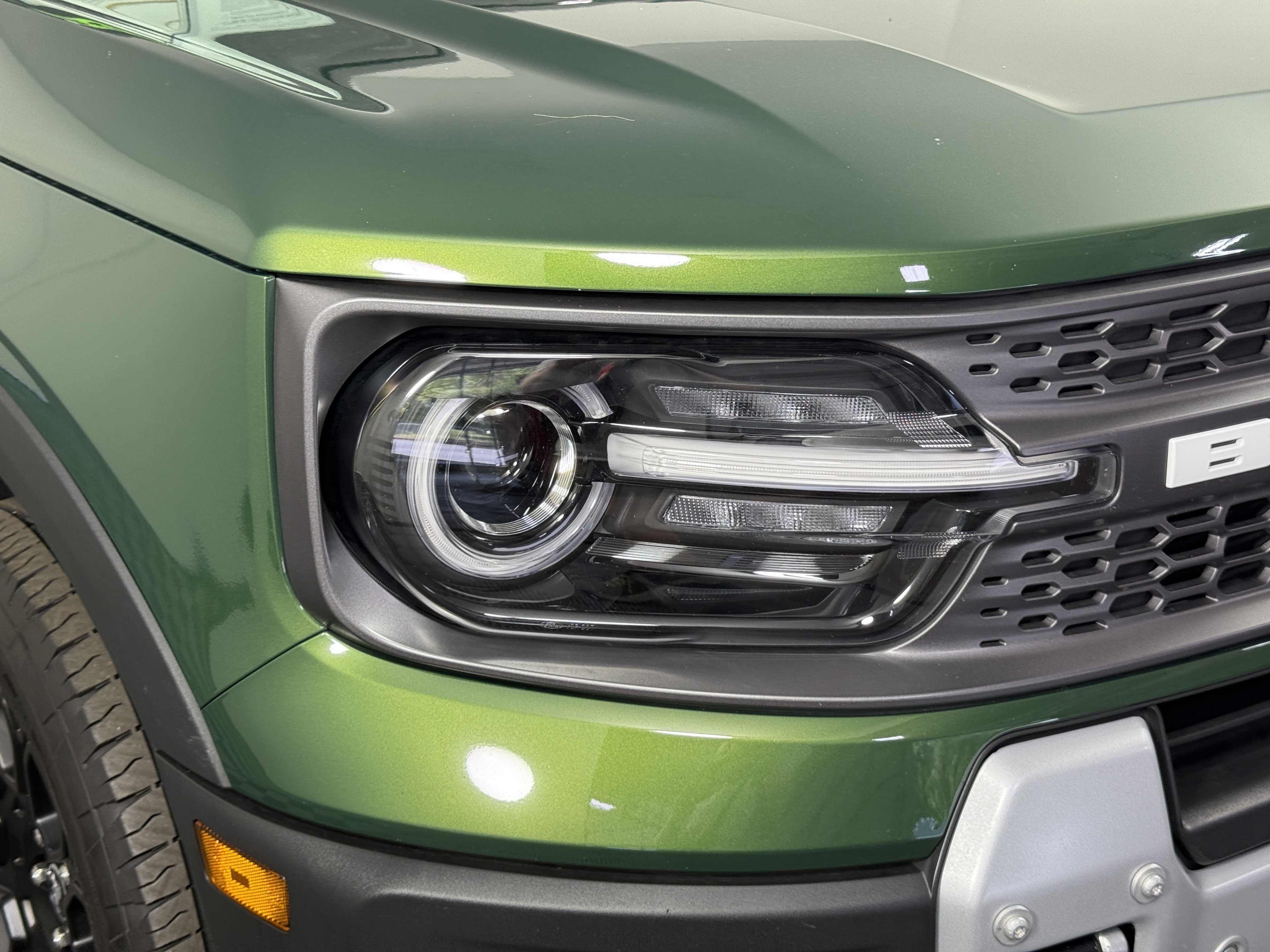 Certified 2025 Ford Bronco Sport Badlands AWD/4WD image 8