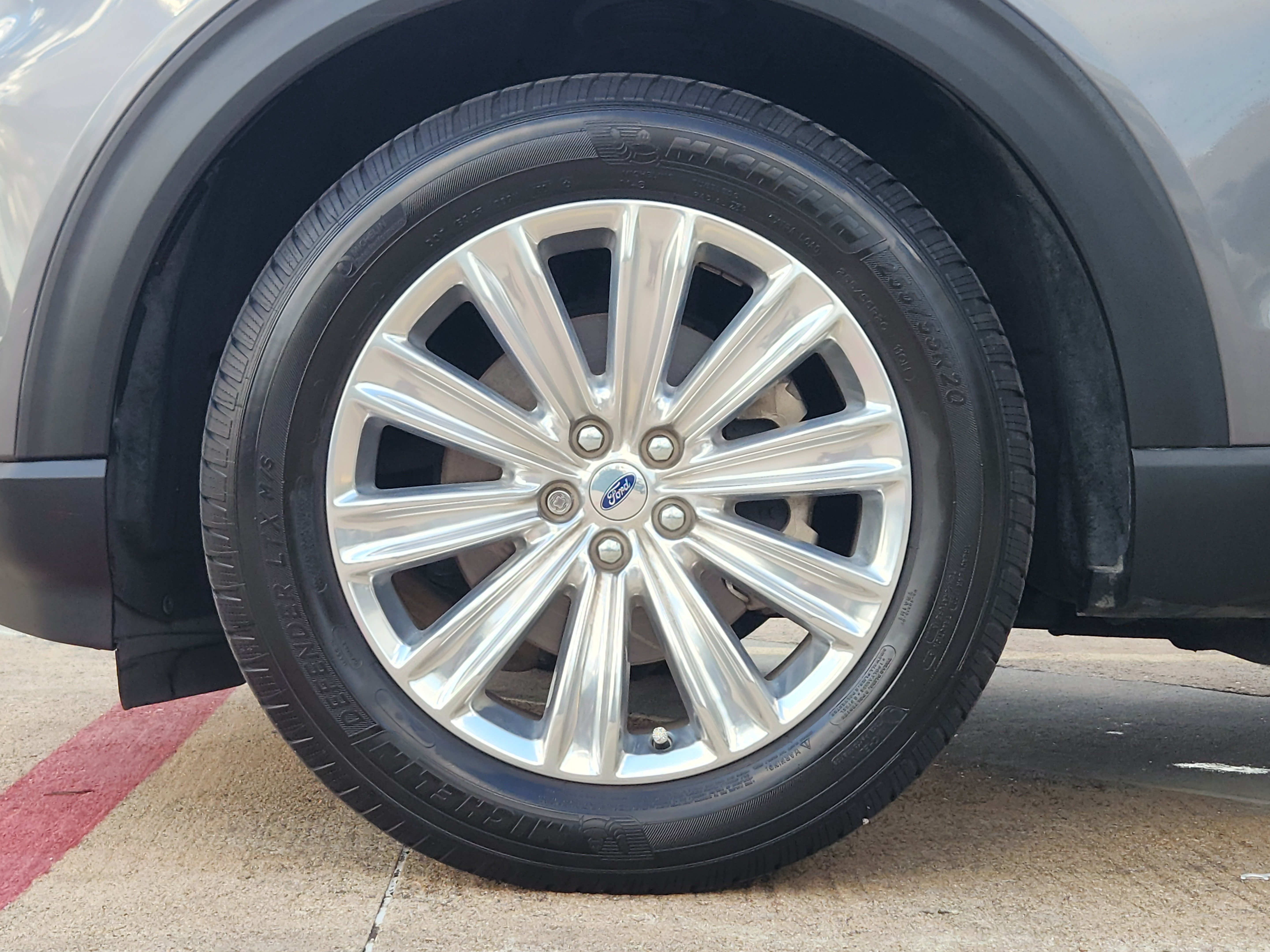 Certified 2021 Ford Explorer Limited w/ Equipment Group 301A RWD image 7