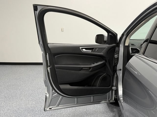 Certified 2024 Ford Edge SEL AWD/4WD image 13