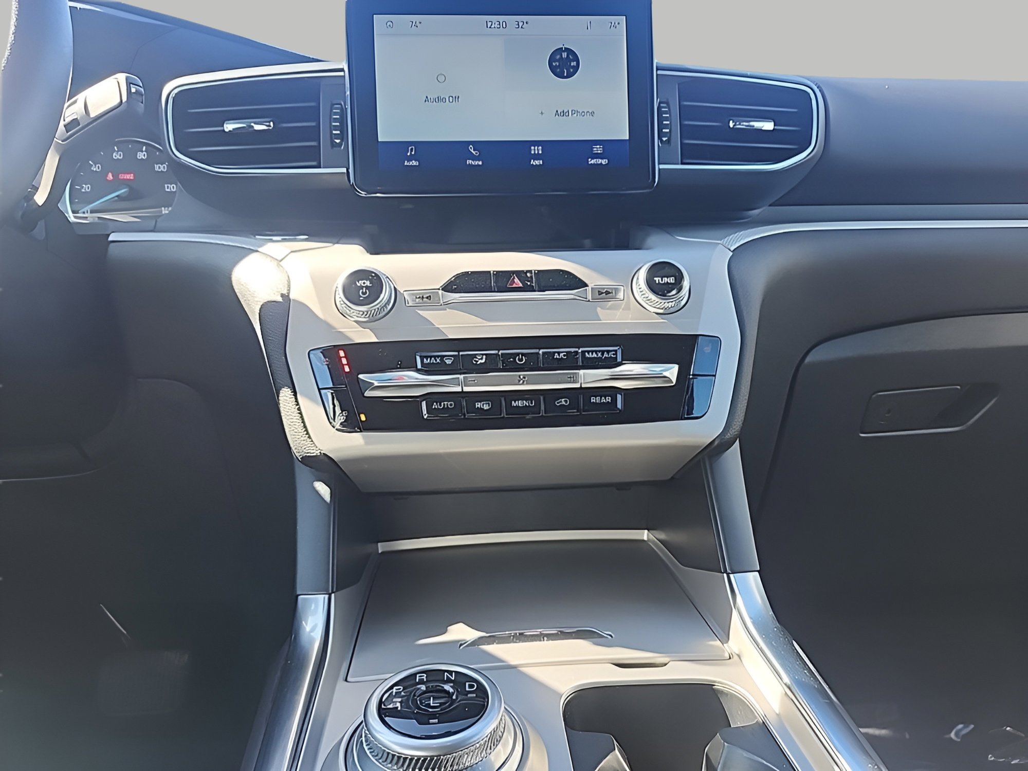 Certified 2023 Ford Explorer XLT w/ Equipment Group 202A image 19