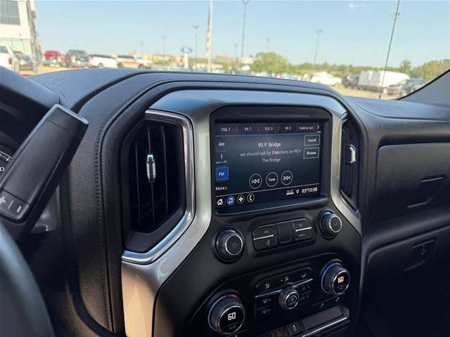 Used 2021 Chevrolet Silverado 1500 LT Trail Boss AWD/4WD image 21