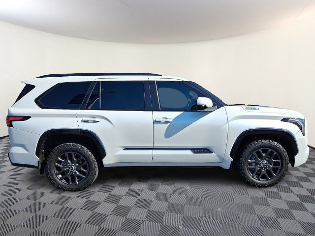 Used 2023 Toyota Sequoia Platinum AWD/4WD image 8