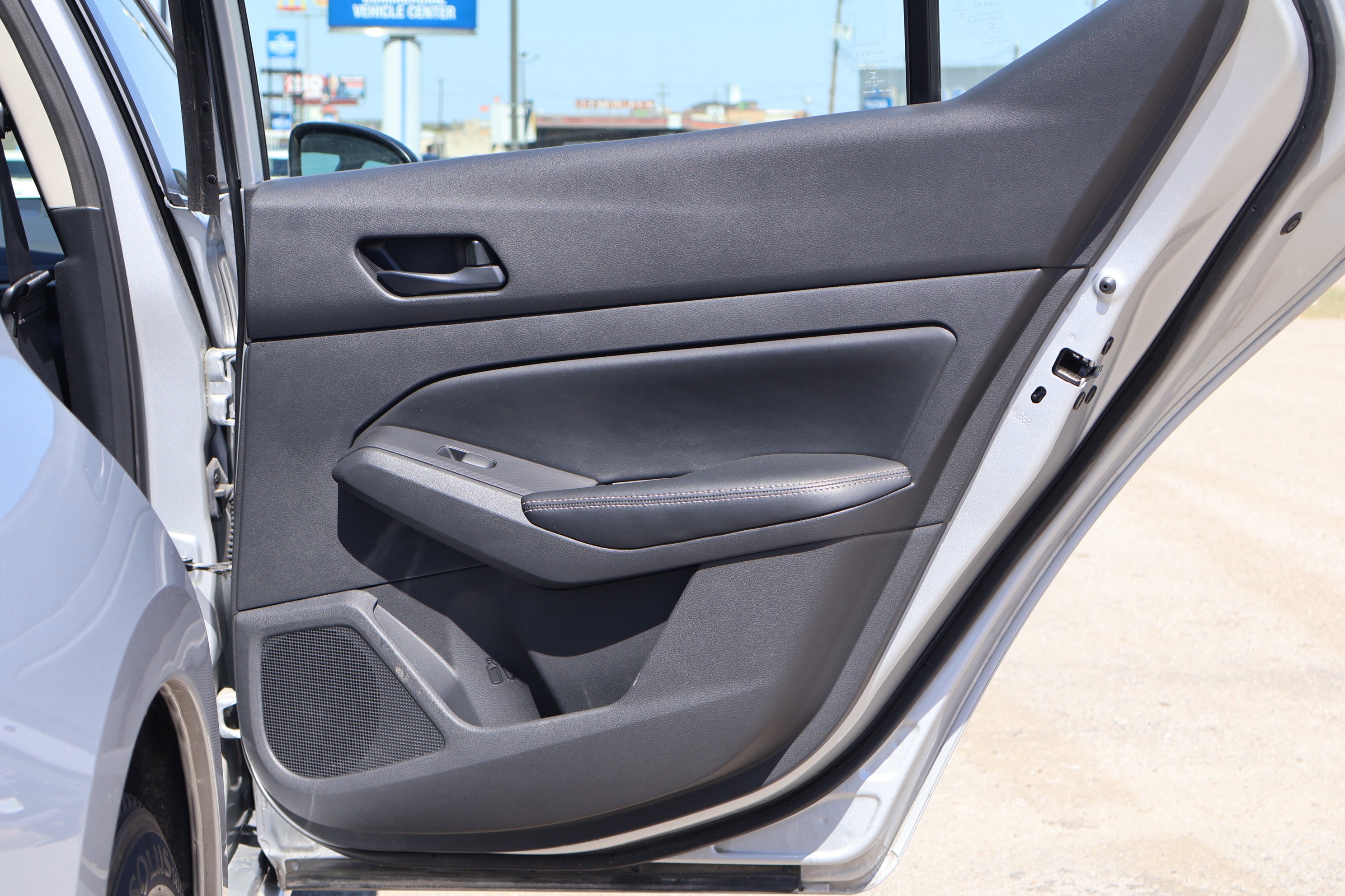 Used 2024 Nissan Altima 2.5 SV image 31