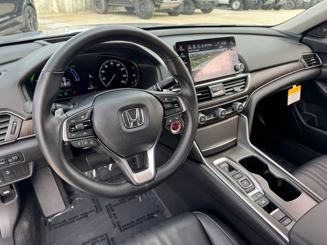 Used 2022 Honda Accord Touring image 11