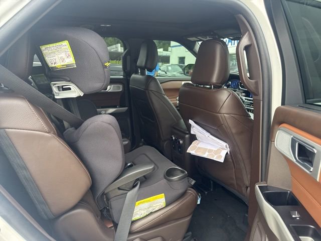 Certified 2023 Ford Explorer King Ranch w/ Technology Package AWD/4WD image 26