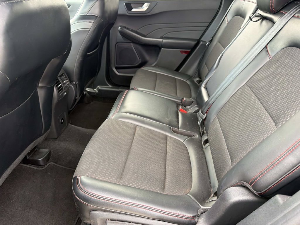 Certified 2024 Ford Escape ST-Line AWD/4WD image 14