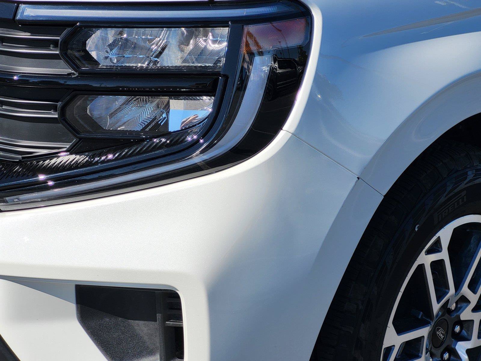 Certified 2026 Ford Expedition Active AWD/4WD image 8