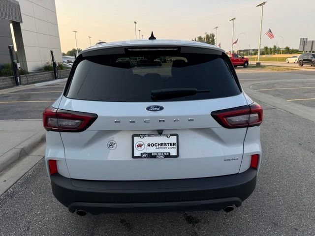 Certified 2025 Ford Escape ST-Line Select AWD/4WD image 45