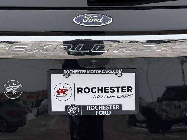 Certified 2023 Ford Explorer XLT w/ Equipment Group 202A image 43