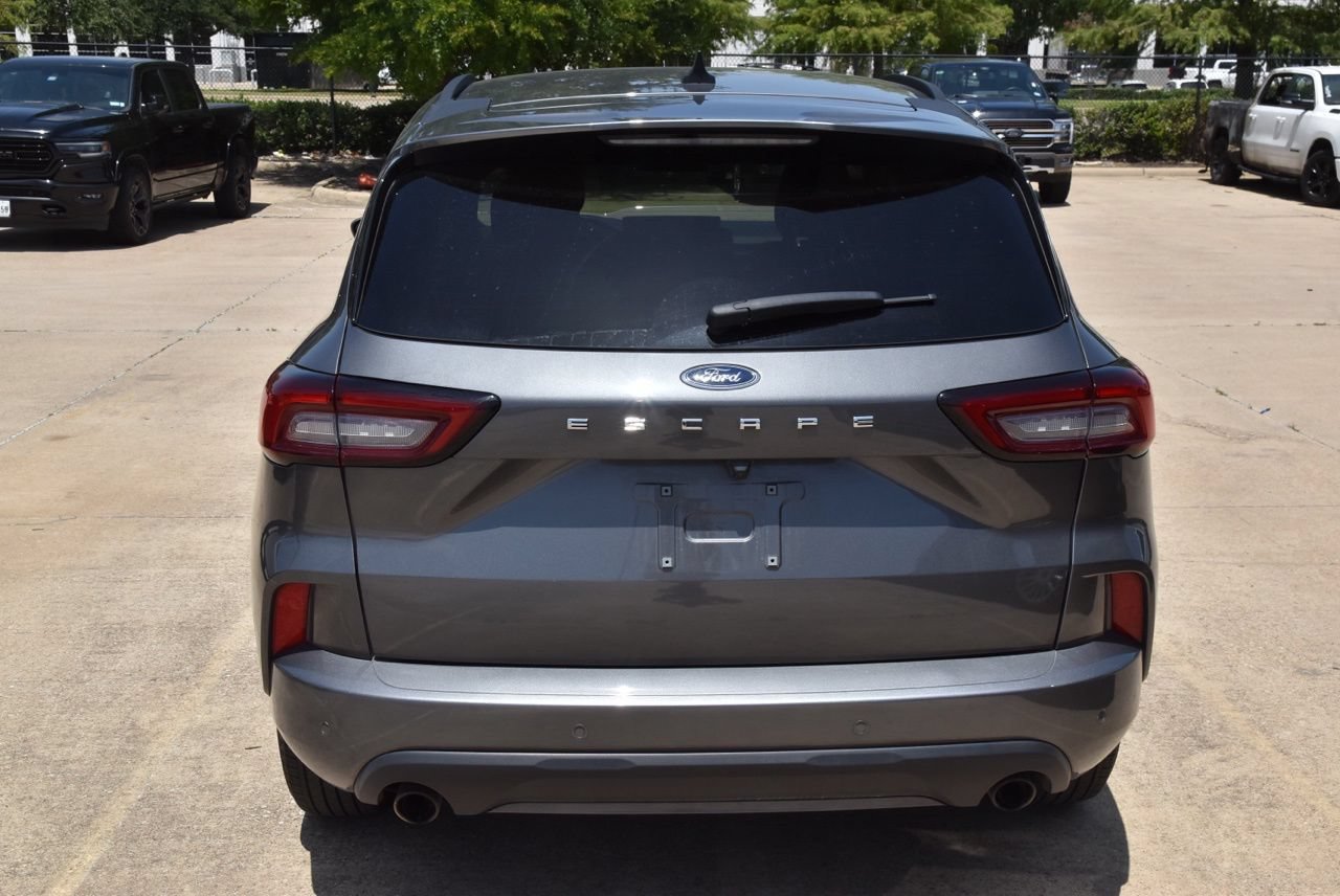 Certified 2024 Ford Escape ST-Line w/ Tech Pack #1 FWD image 7