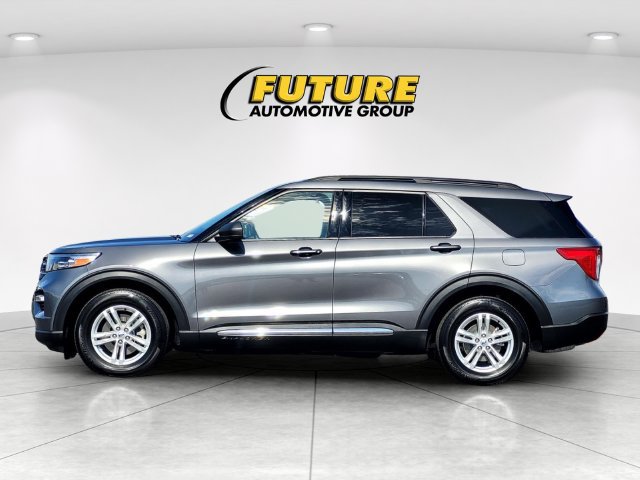Certified 2023 Ford Explorer XLT w/ Equipment Group 202A RWD image 7