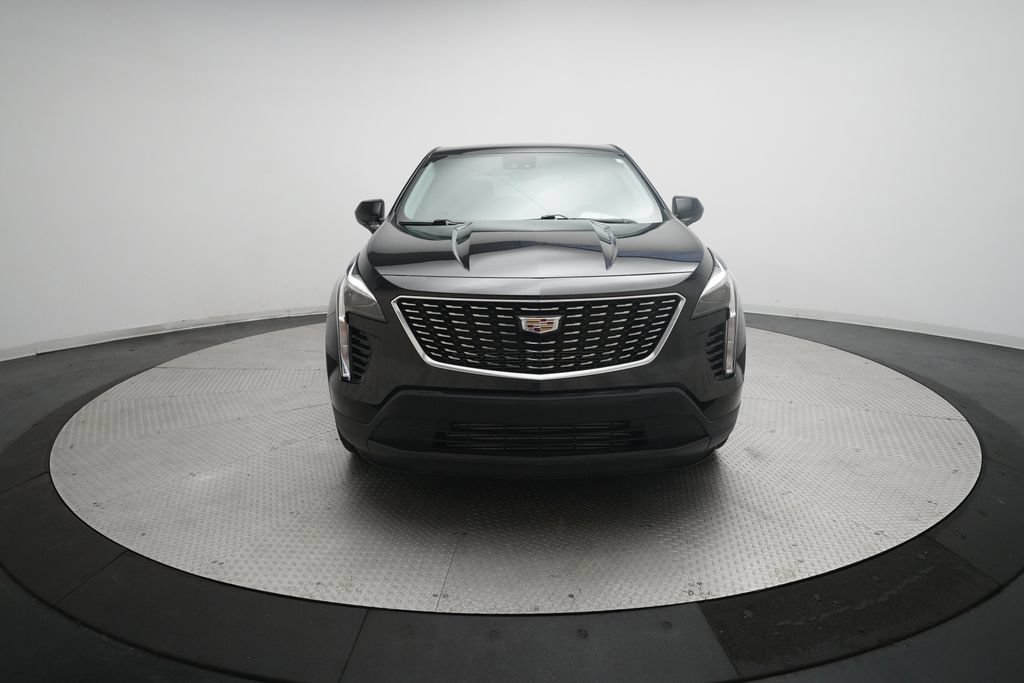 Used 2022 Cadillac XT4 Luxury w/ Cold Weather Package AWD/4WD image 11