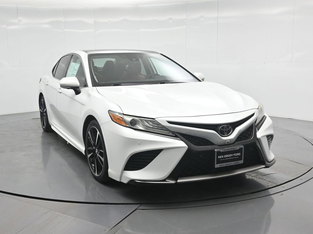Used 2019 Toyota Camry XSE image 23