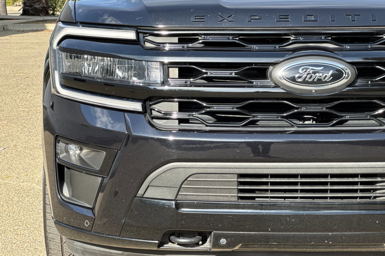 Certified 2022 Ford Expedition Limited image 48