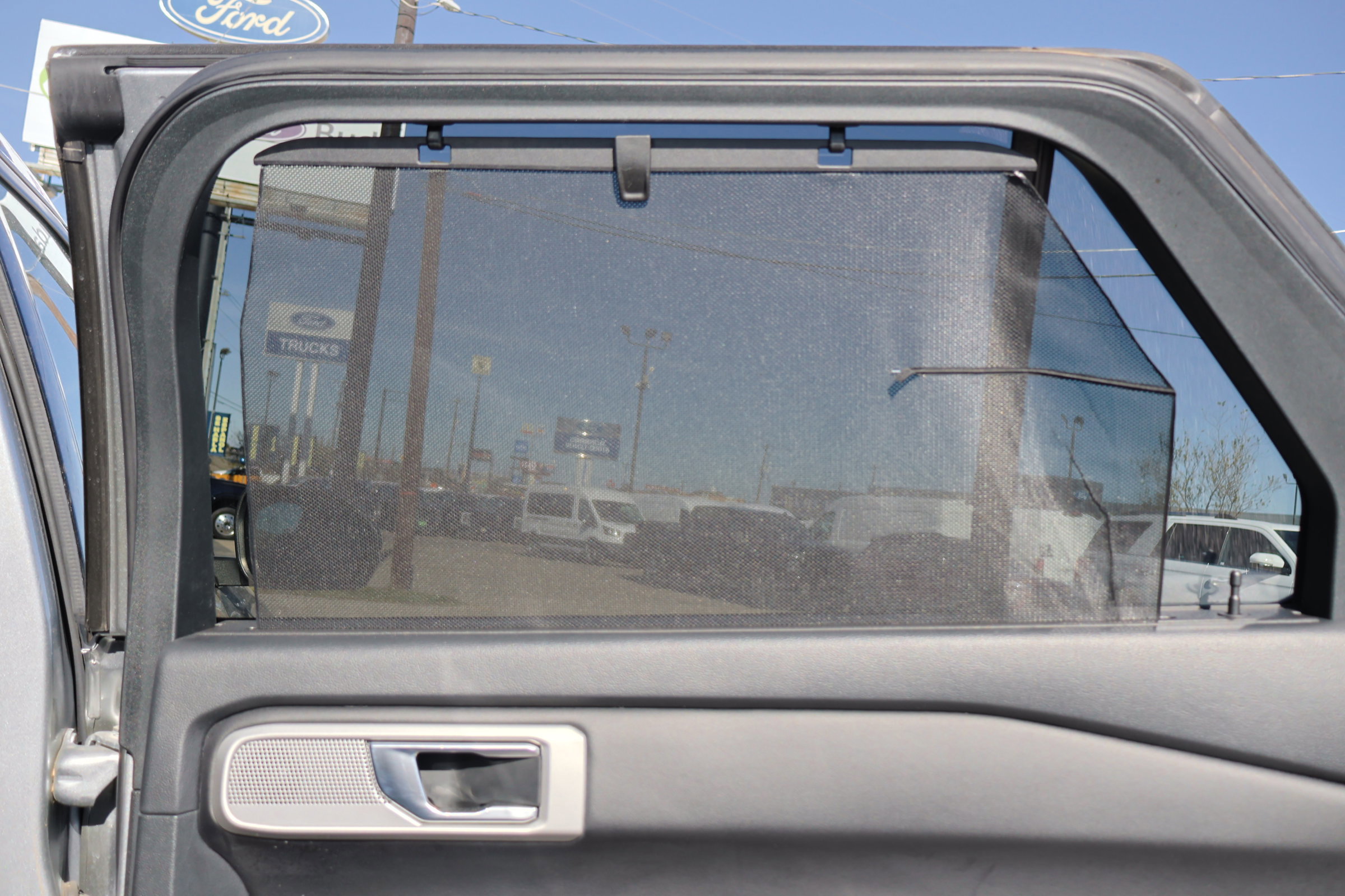 Certified 2022 Ford Explorer Limited w/ Equipment Group 301A image 38