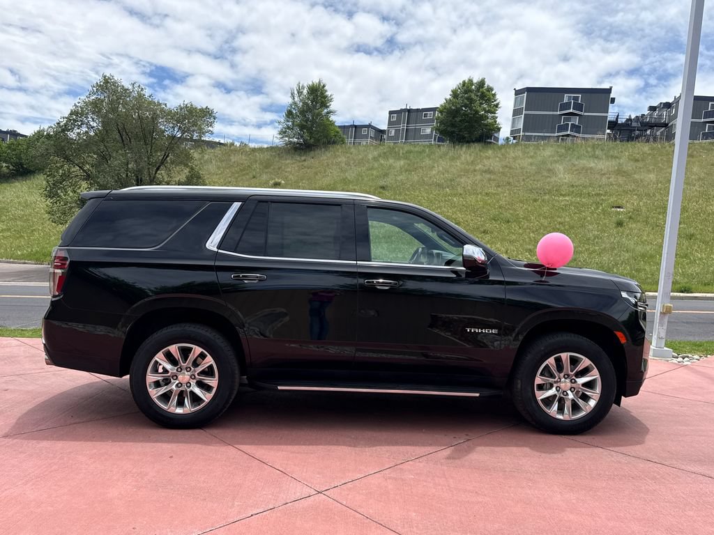 Used 2024 Chevrolet Tahoe Premier AWD/4WD image 10