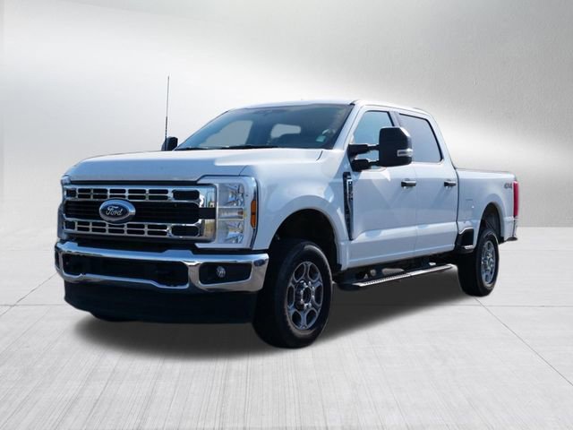 Certified 2025 Ford F250 XLT AWD/4WD image 9