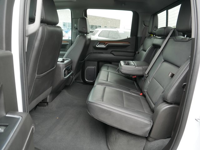 Used 2023 GMC Sierra 1500 Denali w/ Technology Package AWD/4WD image 16