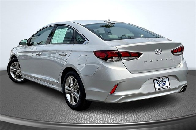 Used 2019 Hyundai Sonata Limited image 2