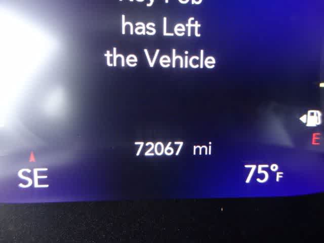 Used 2023 Chrysler Pacifica Touring-L FWD image 24