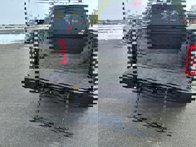 Certified 2021 Ford F150 Lariat w/ Equipment Group 502A High image 34