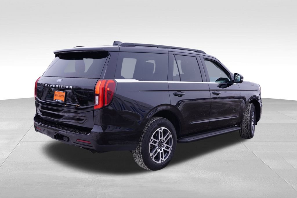 Certified 2025 Ford Expedition Active image 8