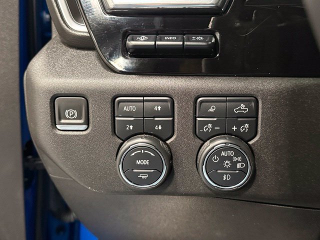 Used 2022 Chevrolet Silverado 1500 LTZ AWD/4WD image 12