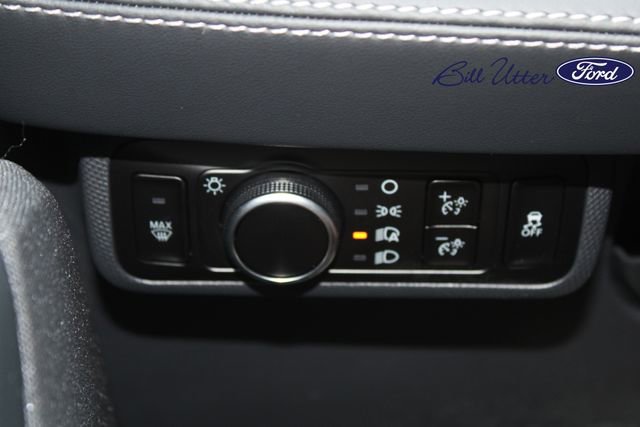 Certified 2025 Ford Mustang Mach-E Select w/ Comfort Package Lite AWD/4WD image 19