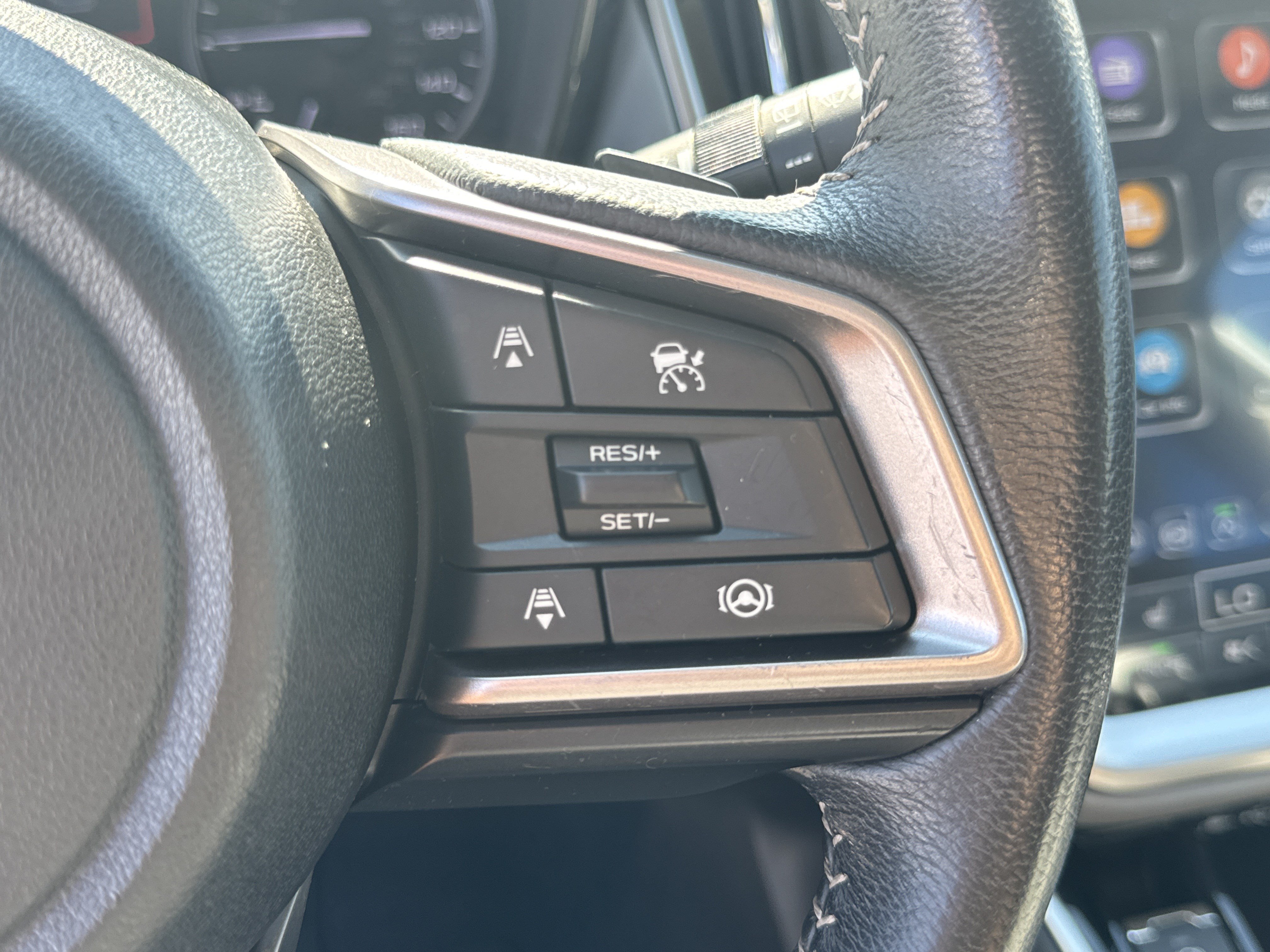 Used 2023 Subaru Outback Premium AWD/4WD image 32