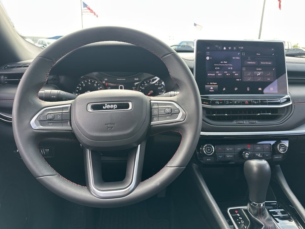 Used 2024 Jeep Compass Trailhawk image 5