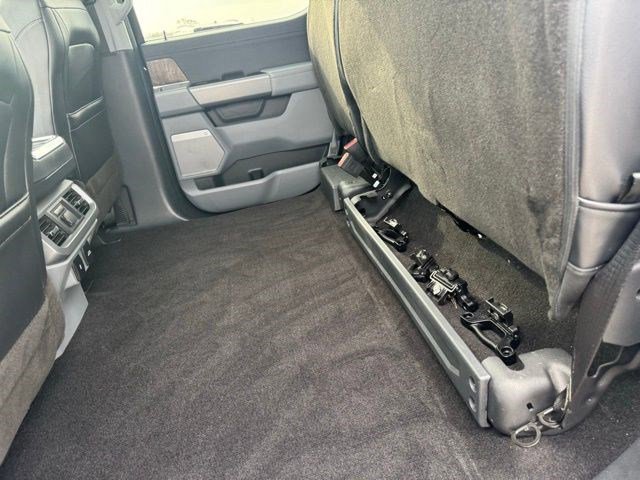 Certified 2022 Ford F150 Lariat w/ Equipment Group 502A High image 26