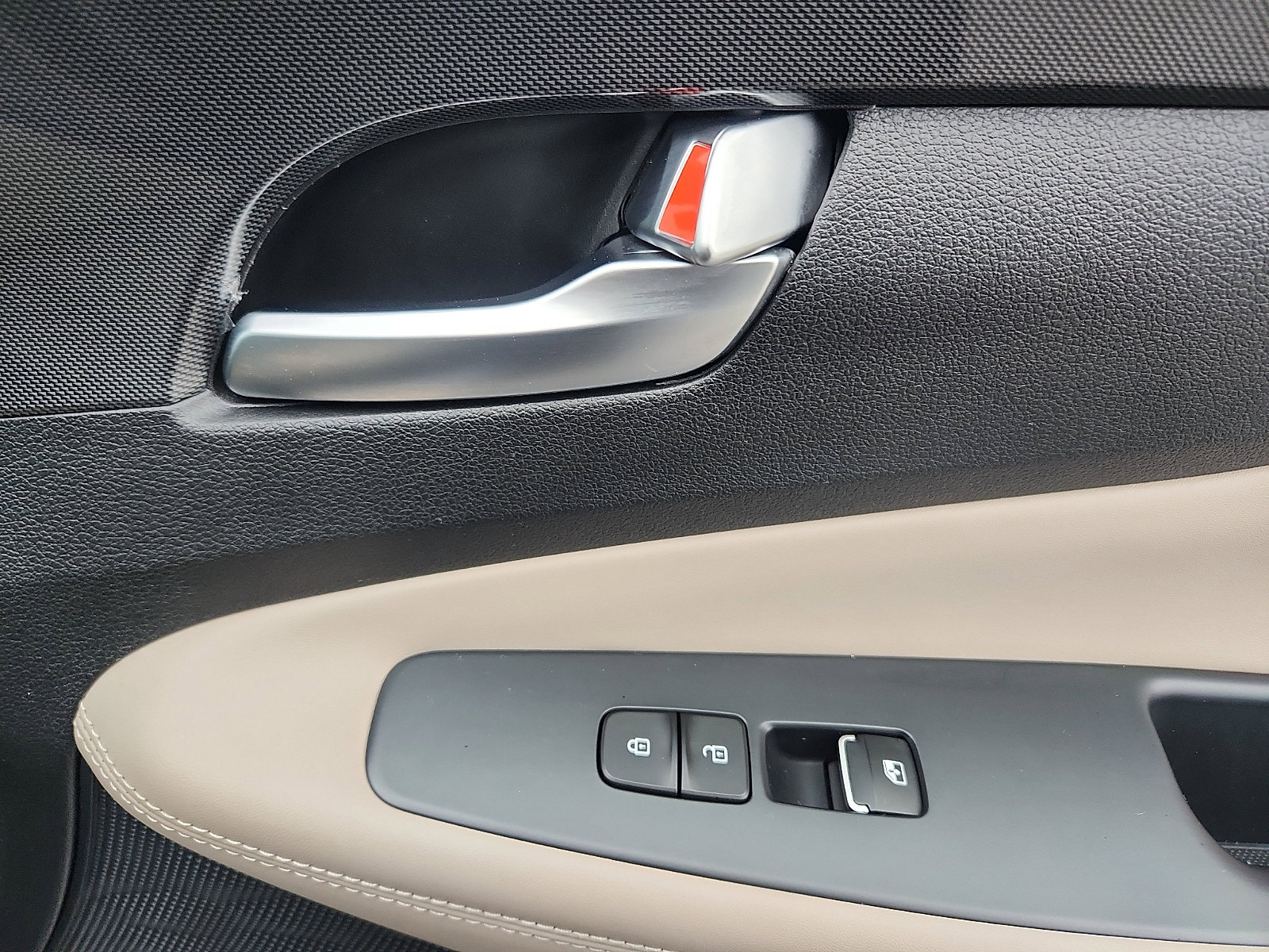 Used 2022 Hyundai Santa Fe Limited image 35