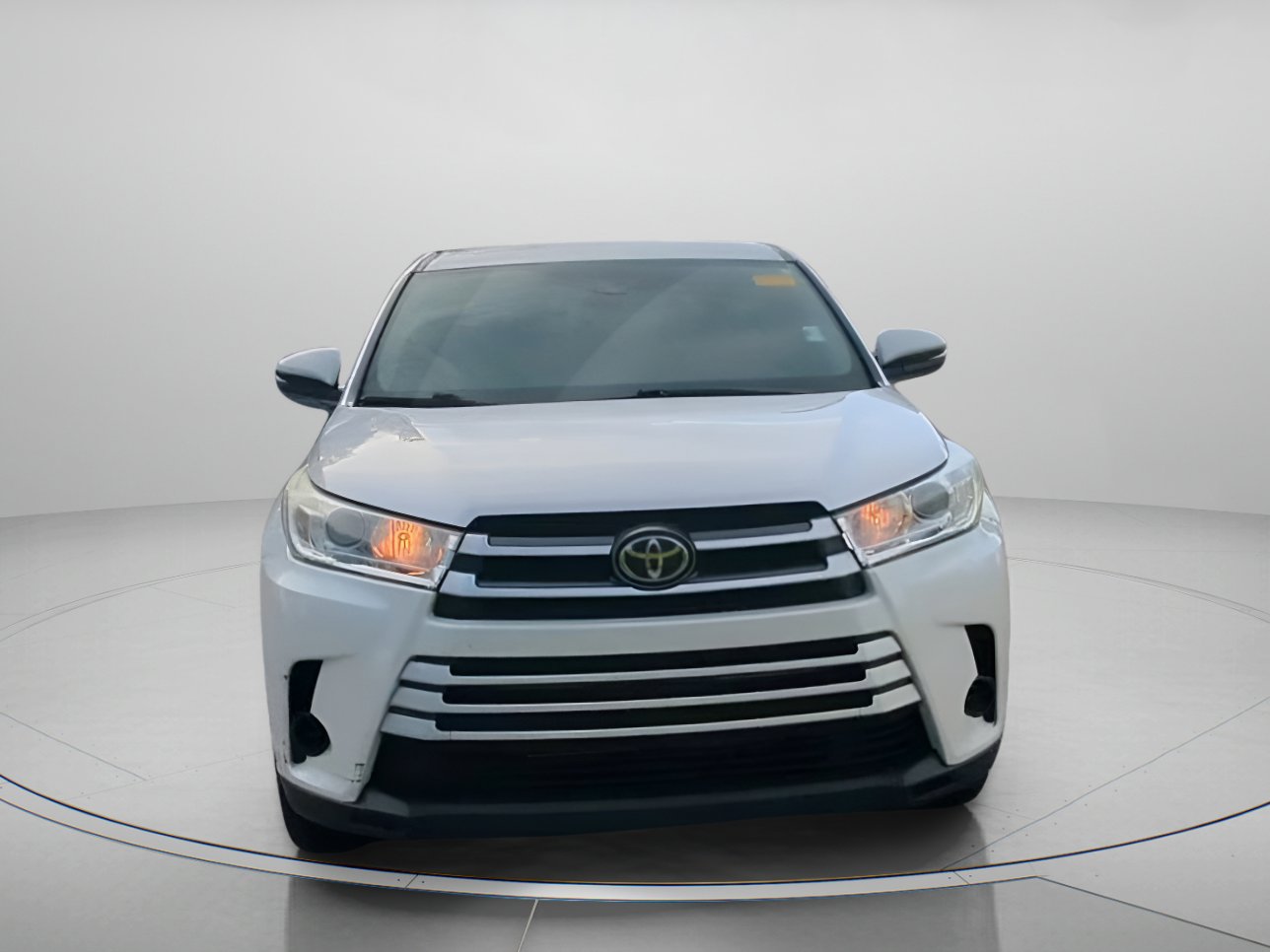 Used 2019 Toyota Highlander LE FWD image 7