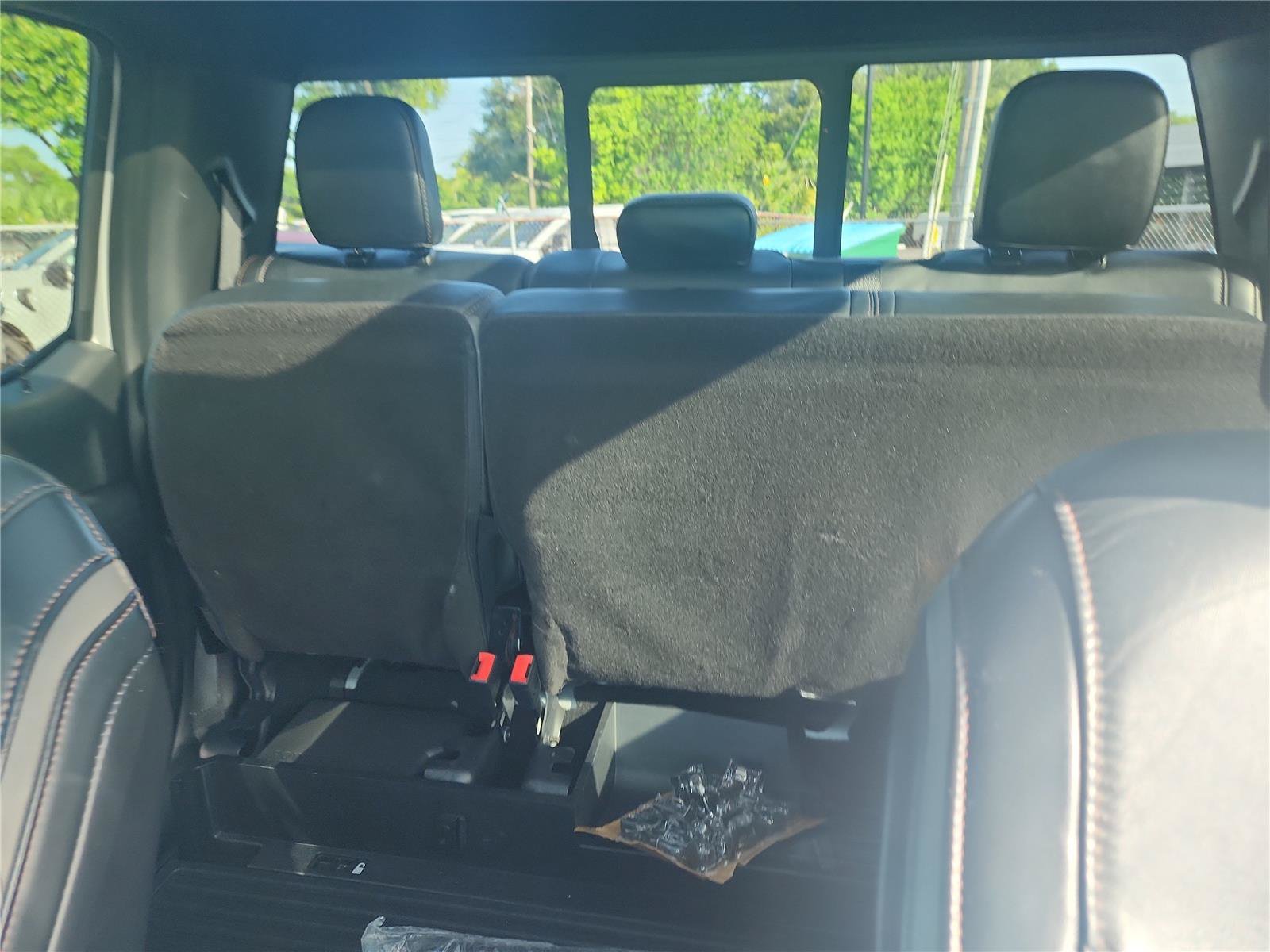 Certified 2019 Ford F450 Platinum w/ Platinum Ultimate Package AWD/4WD image 16