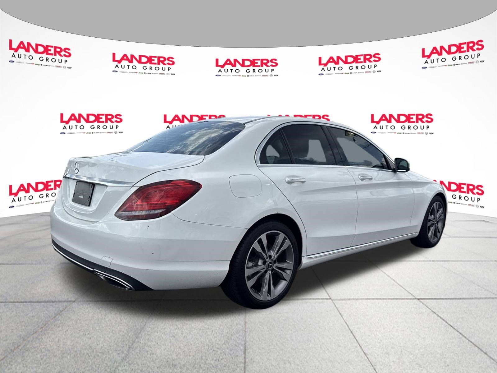 Used 2019 Mercedes-Benz C 300 Sedan image 3