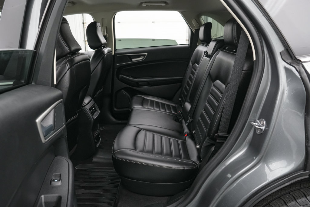 Certified 2024 Ford Edge SEL w/ Convenience Package AWD/4WD image 18